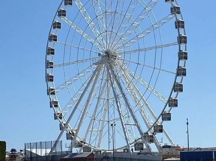 모텔 Scottish Inns And Suites