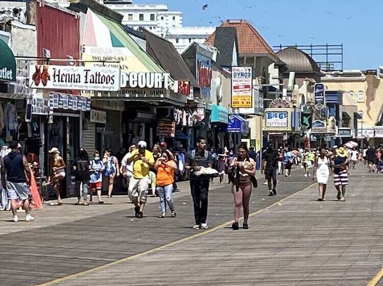 فندق على الطريق Scottish Inns And Suites