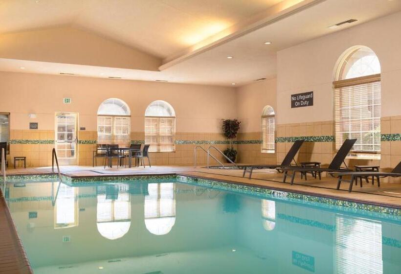 Residence Inn Kansas City Airport