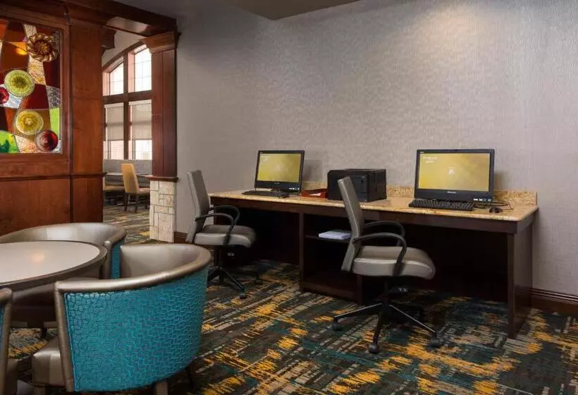 Residence Inn Kansas City Airport