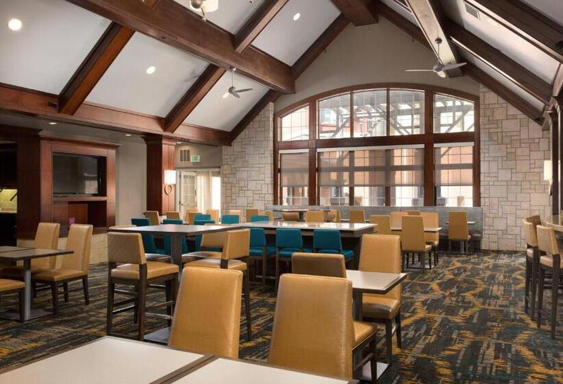 Residence Inn Kansas City Airport