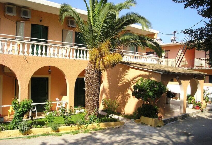 River Studios & Apartments