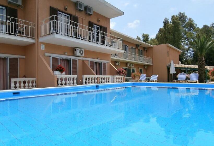 River Studios & Apartments