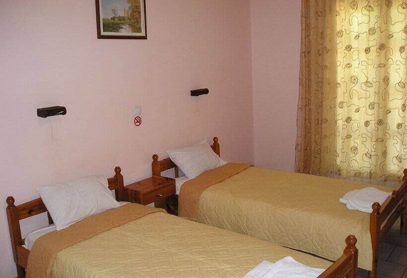 River Studios & Apartments