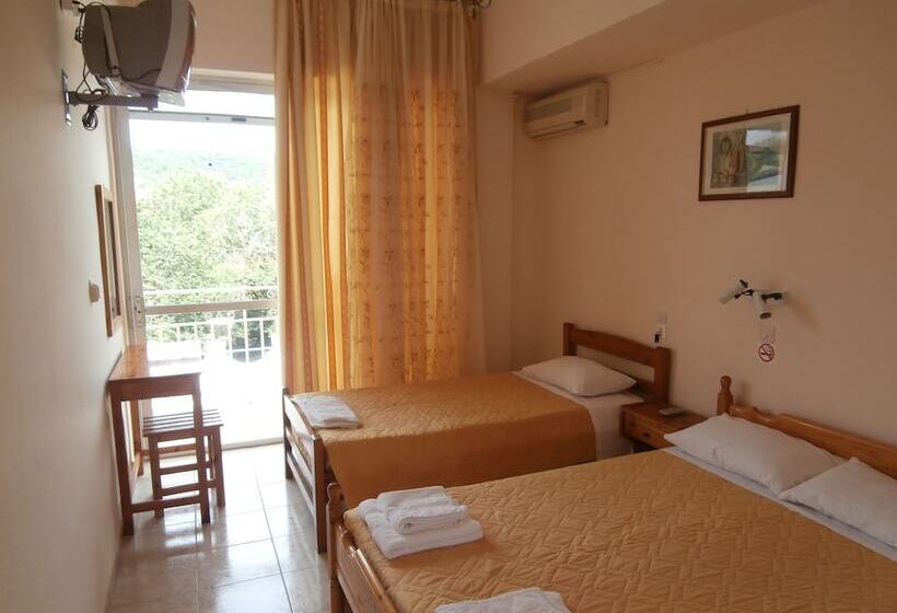 River Studios & Apartments