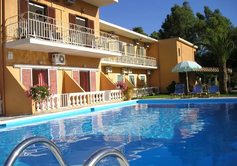 River Studios & Apartments