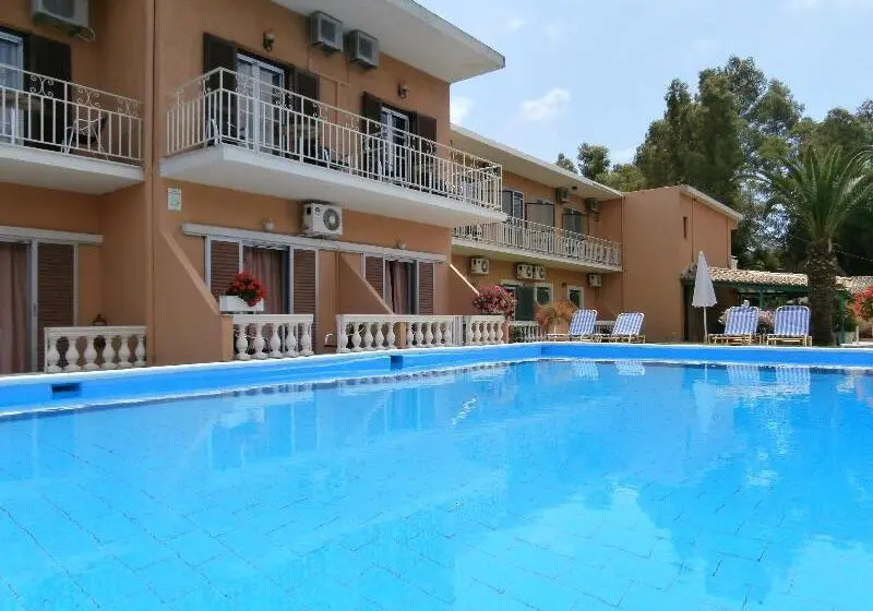 River Studios & Apartments