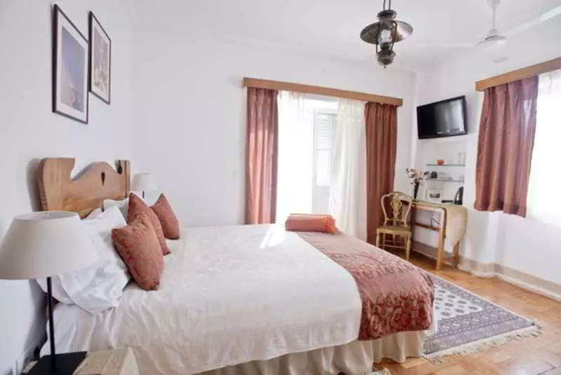 تختخواب و صبحانه Casa Shanti Niketan