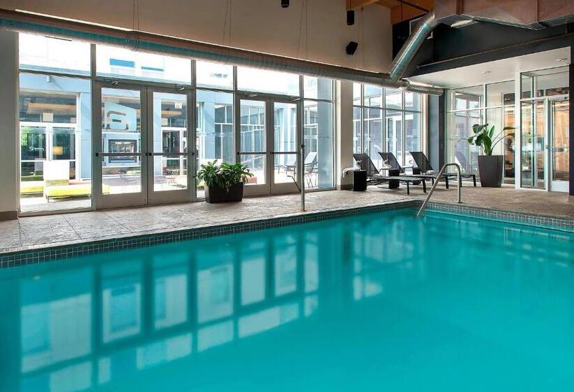 ホテル Aloft Nashville Franklin