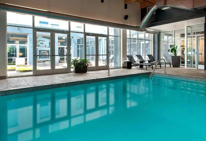 Отель Aloft Nashville Franklin