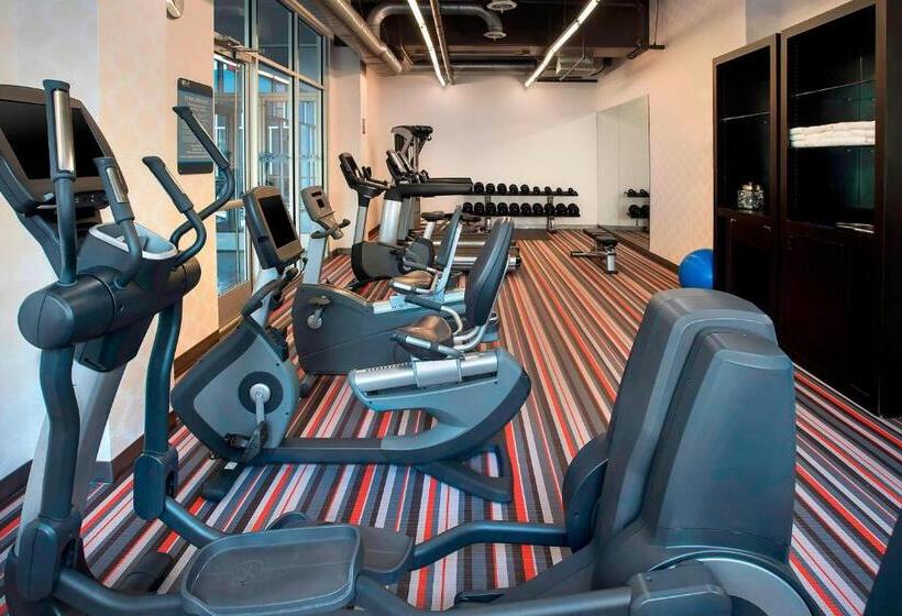 ホテル Aloft Nashville Franklin