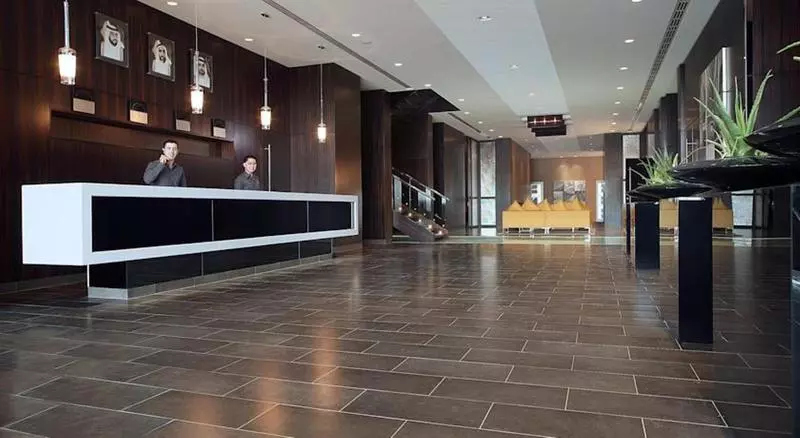 فندق Centro Capital Centre By Rotana