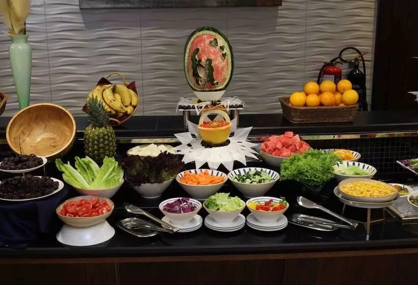 בית מלון כפרי City Tower