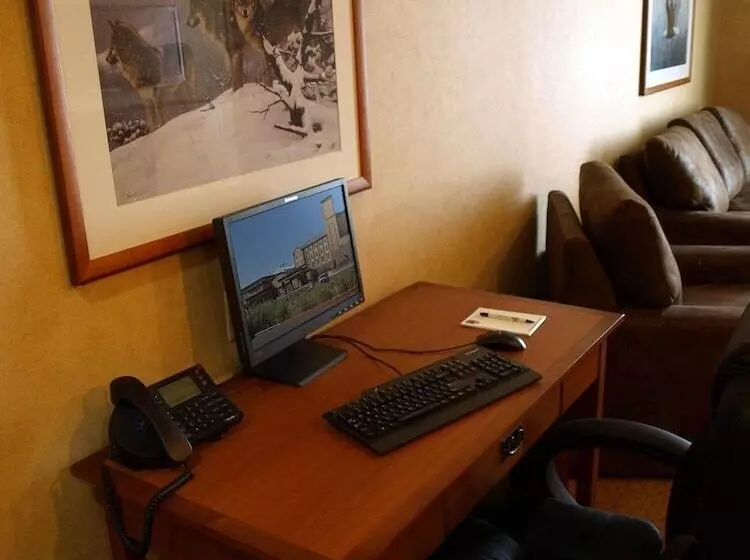 Отель Diamond Mountain Casino