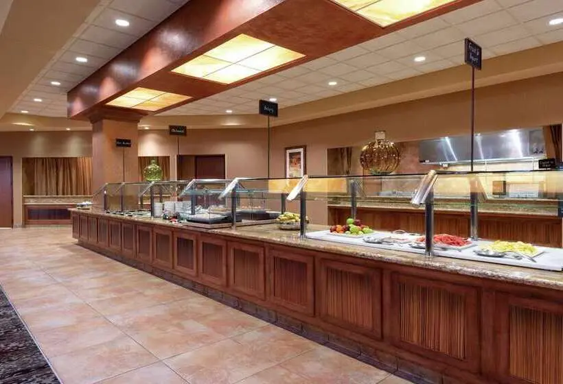 ホテル Embassy Suites By Hilton Loveland Conference Center