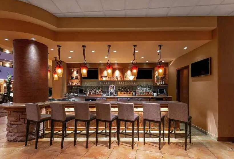 ホテル Embassy Suites By Hilton Loveland Conference Center