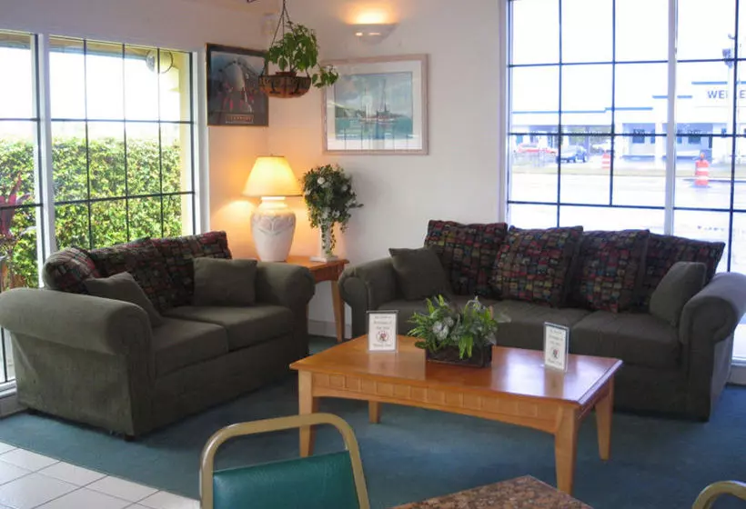 Отель Green Gables Inn