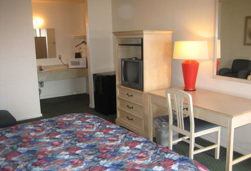 Отель Green Gables Inn