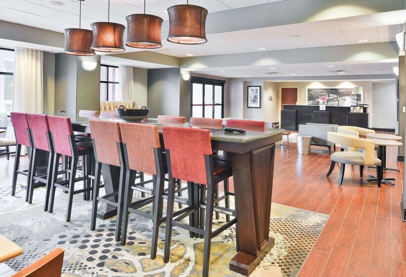 ホテル Hampton Inn Gonzales