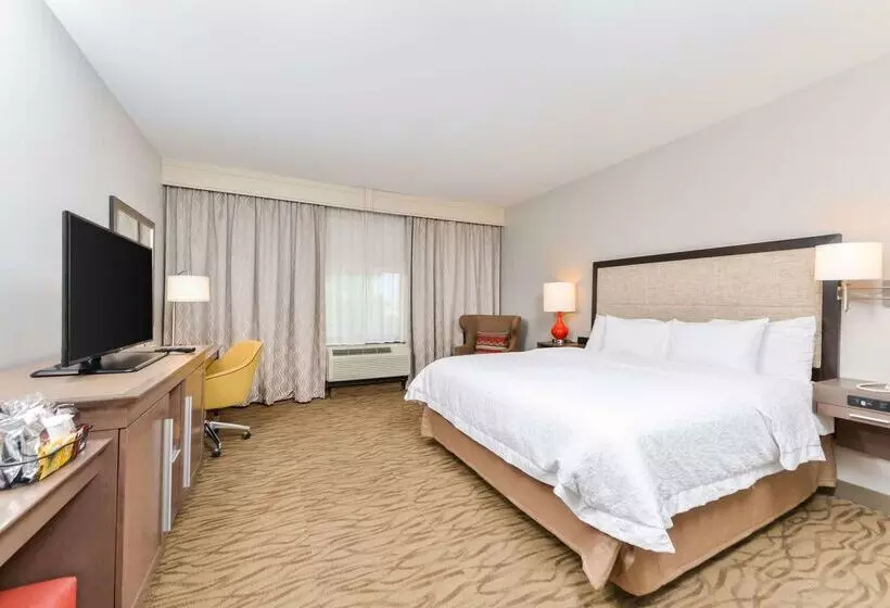 호텔 Hampton Inn Gonzales