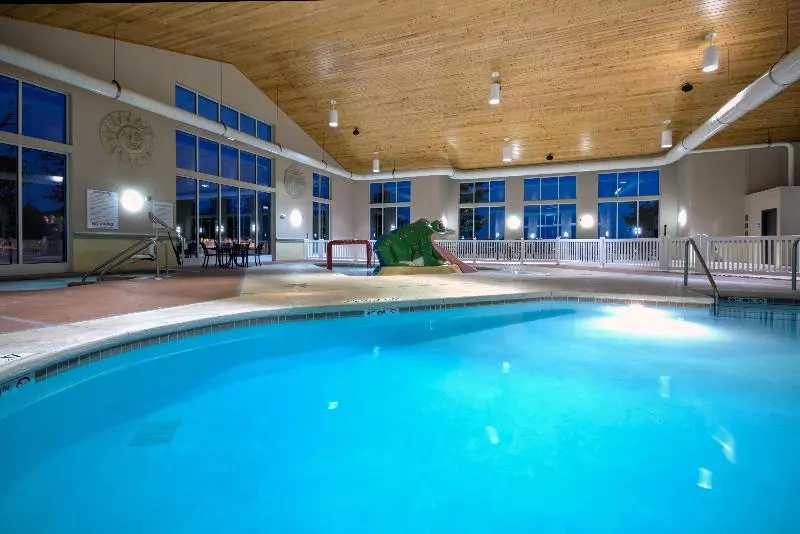 ホテル Holiday Inn Express & Suites - Green Bay East, An Ihg