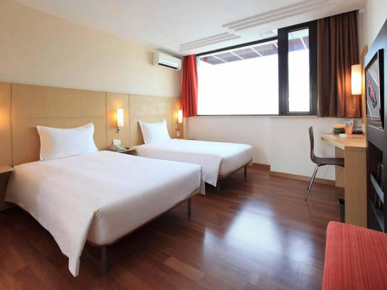 Otel Ibis Shanghai Yu Garden