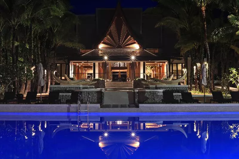 Hotelli Natai Beach Resort