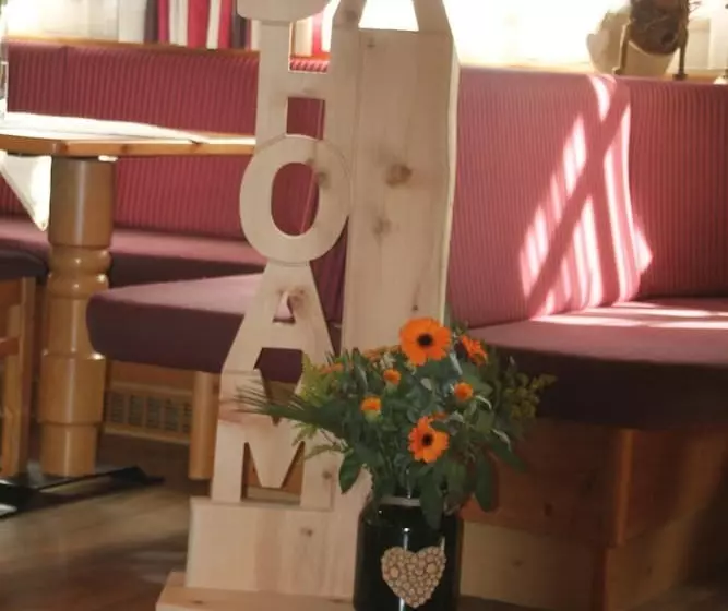 ホテル Pension Traube