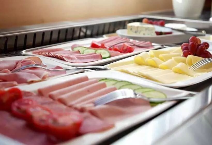 ホテル Pension Traube