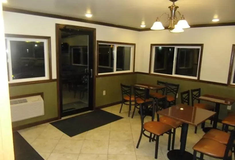 酒店 Pilgrim Inn & Cottages