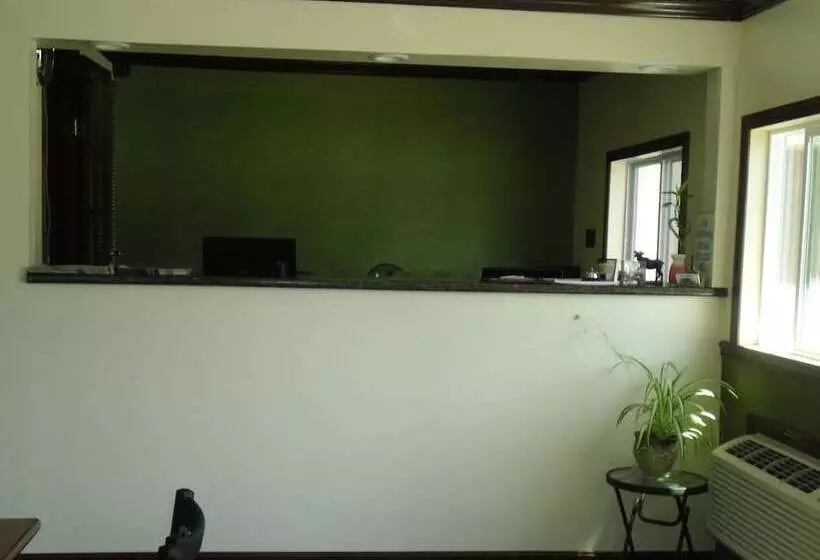 酒店 Pilgrim Inn & Cottages