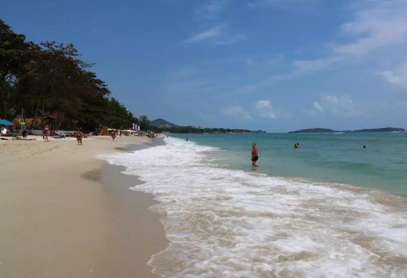 Курорт Tradewinds Cottages