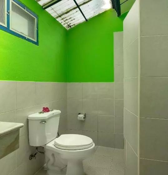 Курорт Tradewinds Cottages