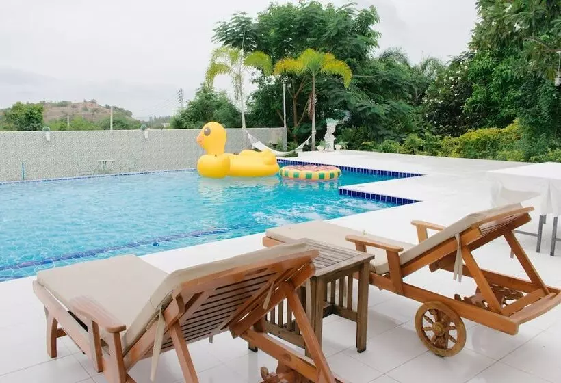 Searidge Hua Hin Resort & Poolvilla