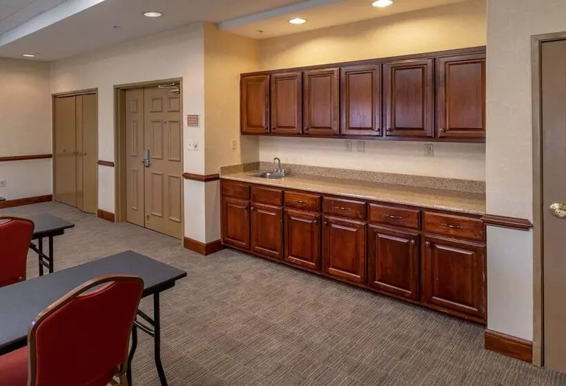 Country Inn & Suites By Radisson, Princeton, Wv