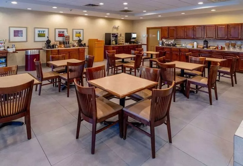Country Inn & Suites By Radisson, Princeton, Wv