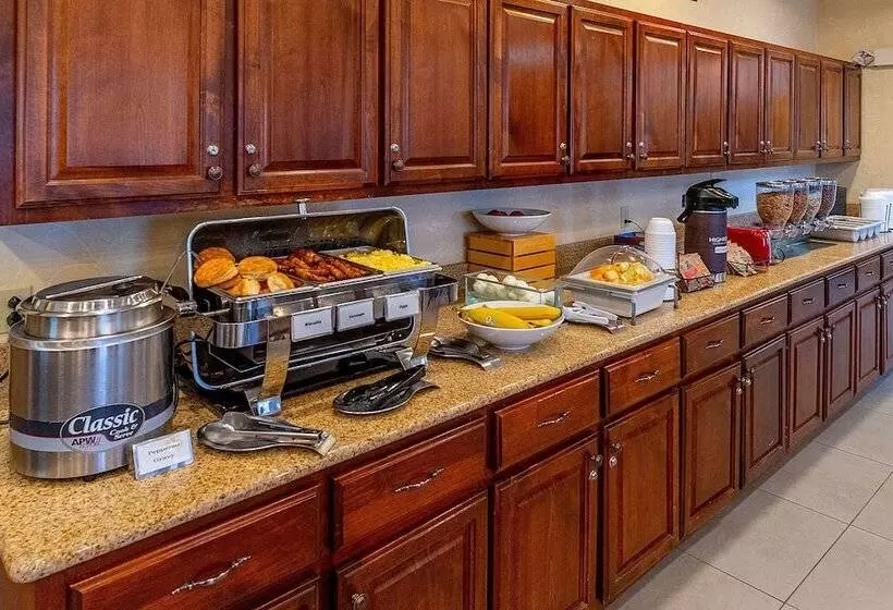 Country Inn & Suites By Radisson, Princeton, Wv