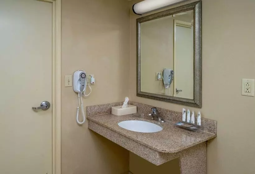 Country Inn & Suites By Radisson, Princeton, Wv