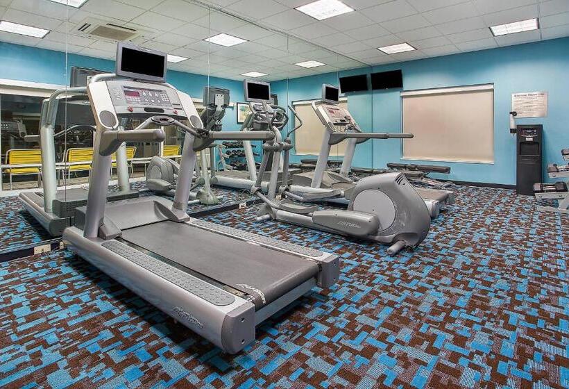 Fairfield Inn & Suites Louisville East