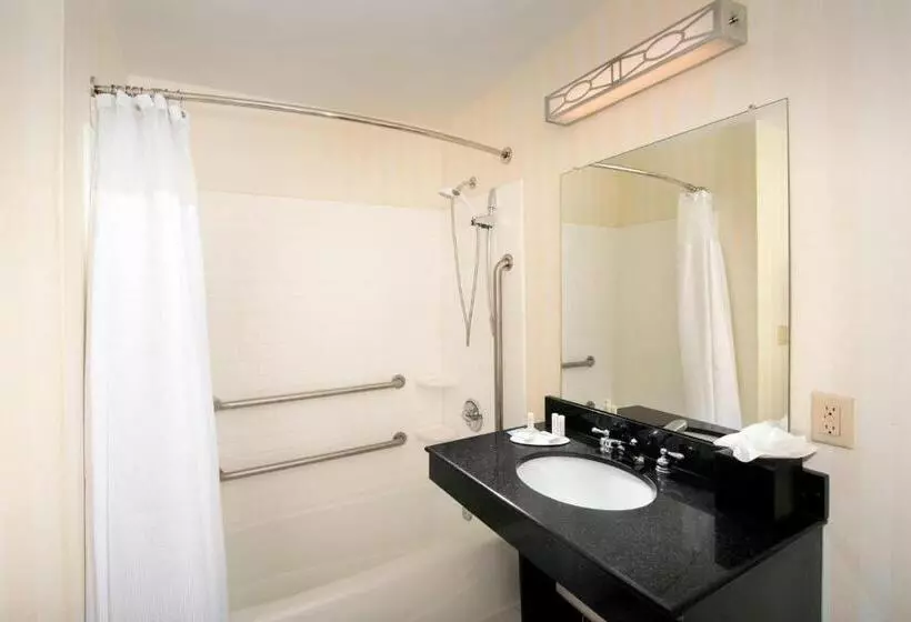 Fairfield Inn & Suites Weatherford