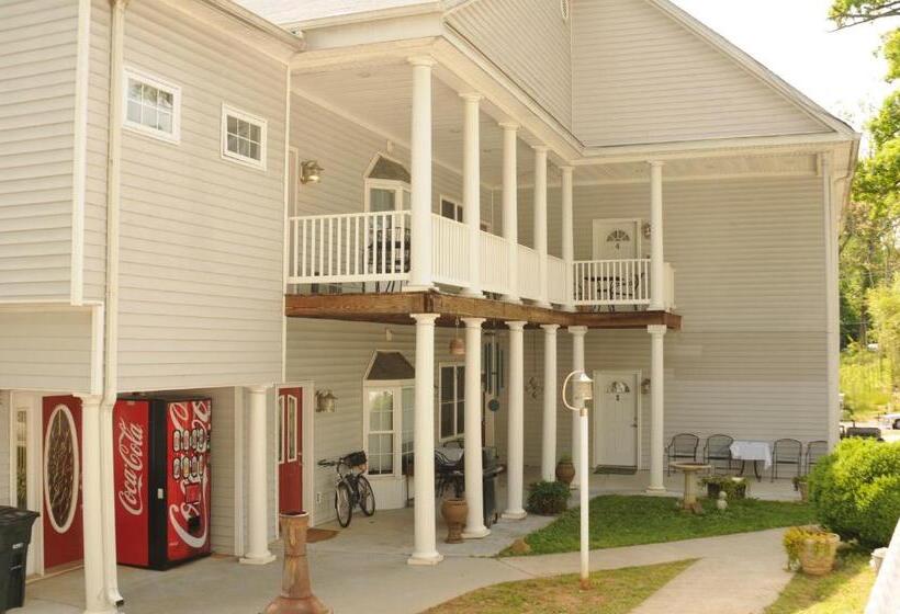 酒店 Acorn Hill Lodge And Spa