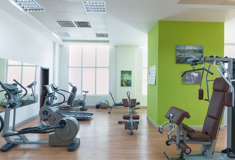 Al Hail Waves Hotel Managed By Centara