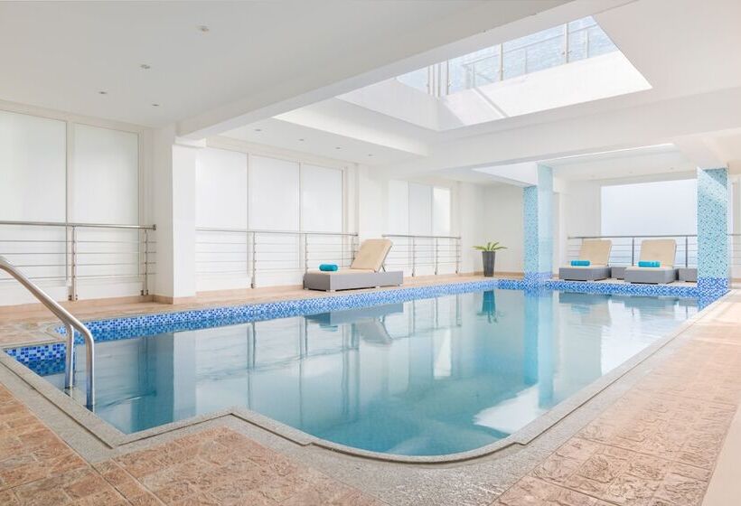 Al Hail Waves Hotel Managed By Centara