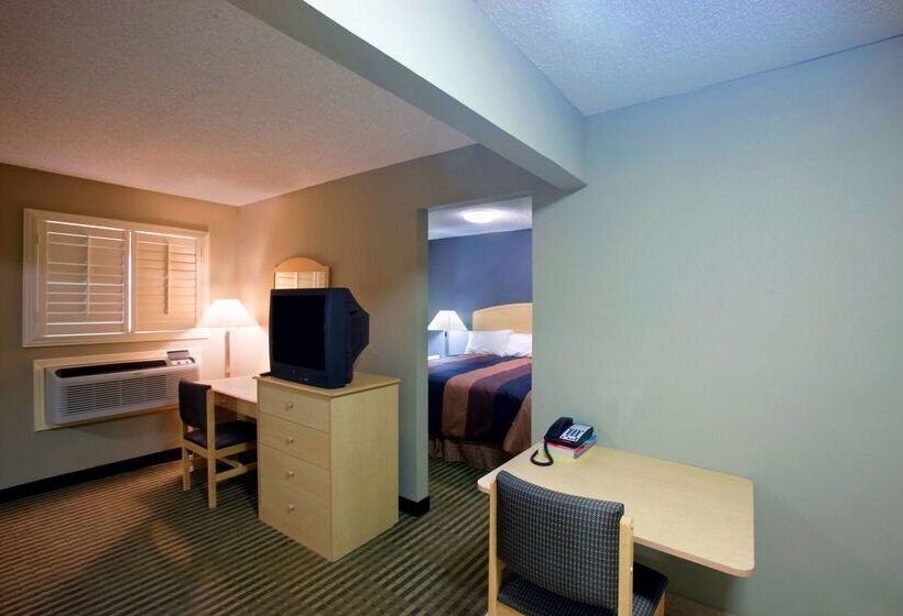 فندق Americas Best Value Inn Midland