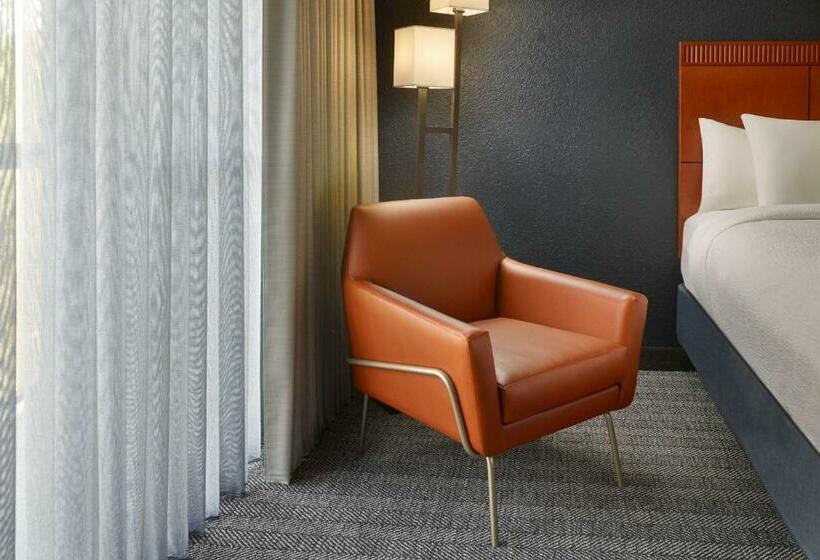 ホテル Courtyard By Marriott Nashville Brentwood