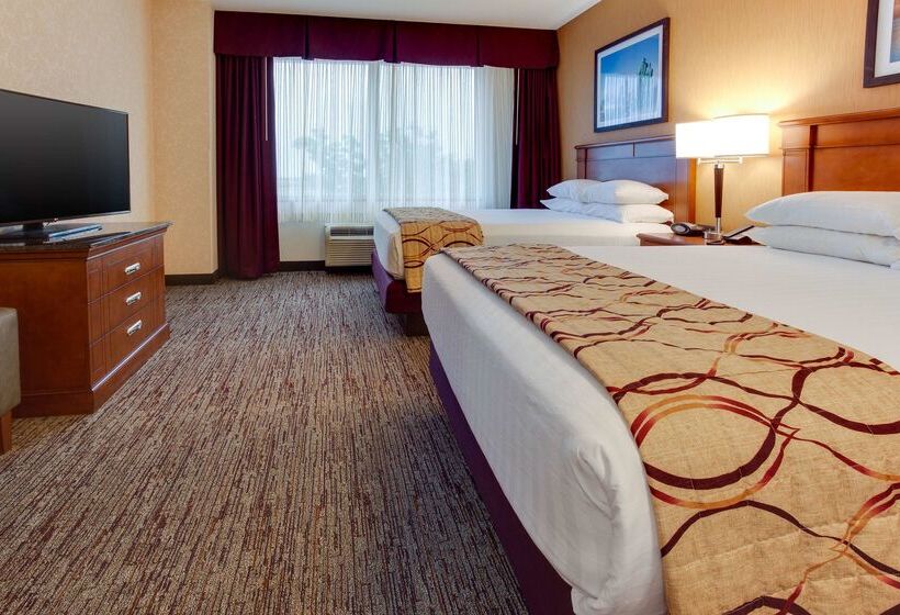 호텔 Drury Inn & Suites West Des Moines