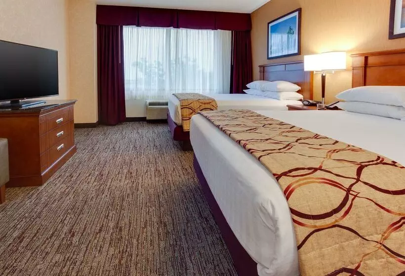 Hotel Drury Inn & Suites West Des Moines