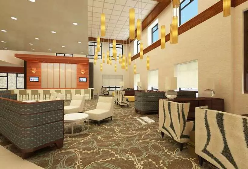 هتل Embassy Suites By Hilton Fayetteville Fort Liberty