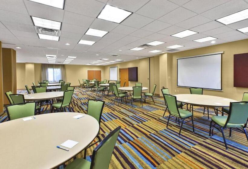 فندق Fairfield Inn & Suites By Marriott Lexington North