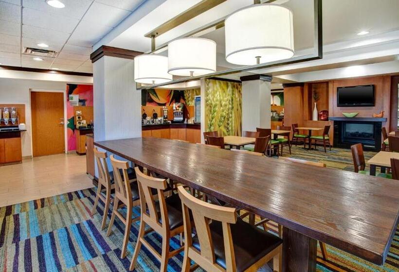 فندق Fairfield Inn & Suites By Marriott Lexington North